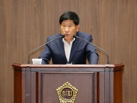 홍성현 도의원 "학교보건실 약품구매 자료, 무리한 요구 아냐"
